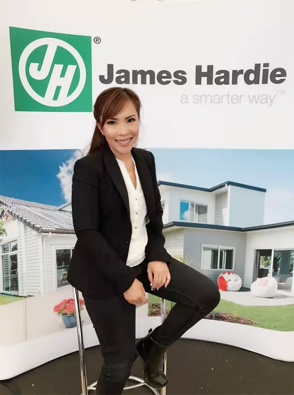 James Hardie区域经理 Judy 纤维水泥板